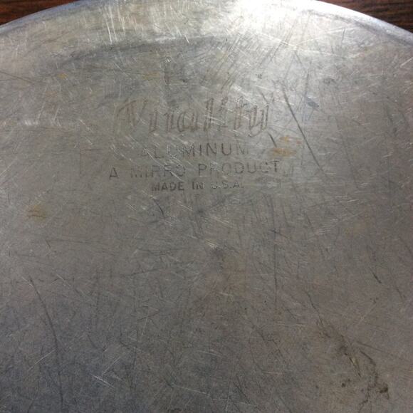 Vintage Aluminum Pan set of 3 Vitality and Valiant by Mirro Wear-Ever - Picture 10 of 10